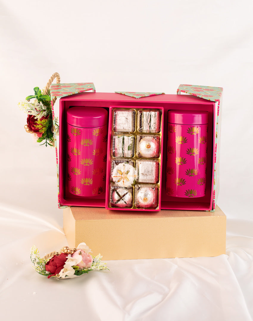 Mint and Ruby Floral Open Jar Hamper