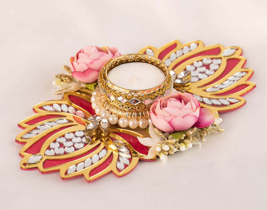 Single Rani Pink Lotus shaped candle holder
