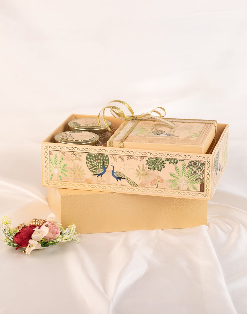 Peach Morbagh Hamper Set